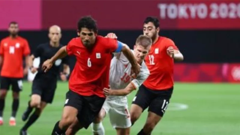 حجازى وأحمد ريان ينضمان لمعسكر المنتخب فى برج العرب غدا