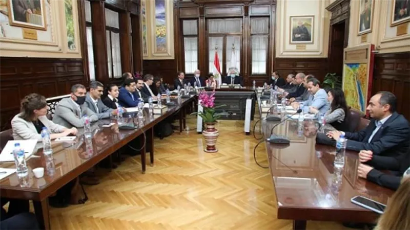 وزير الزراعة يبحث مع السفير الهولندي التعاون الزراعي
