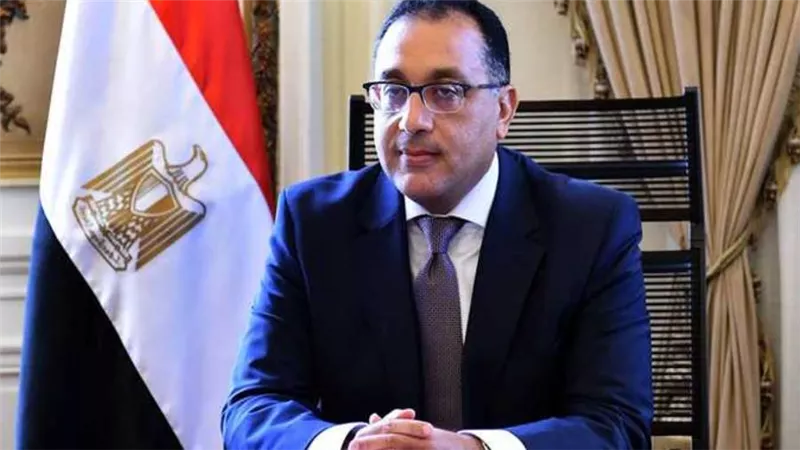 رئيس الوزراء يجتمع بعدد من أعضاء مجلس النواب خلال زيارته للوادى الجديد