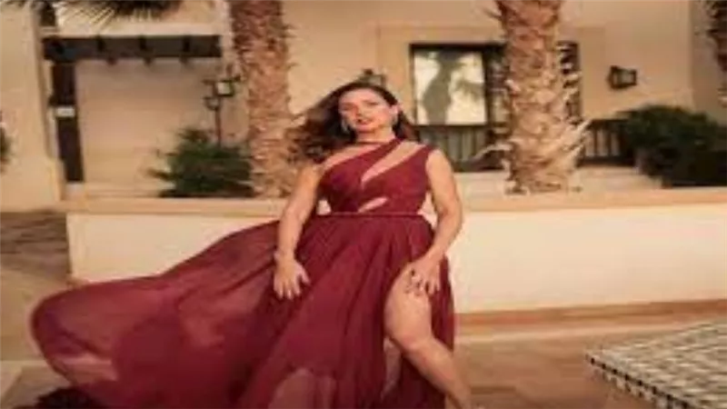 ريا أبي راشد تخطف قلوب متابعيها بإطلالة «أبيض وأسود» | صورة