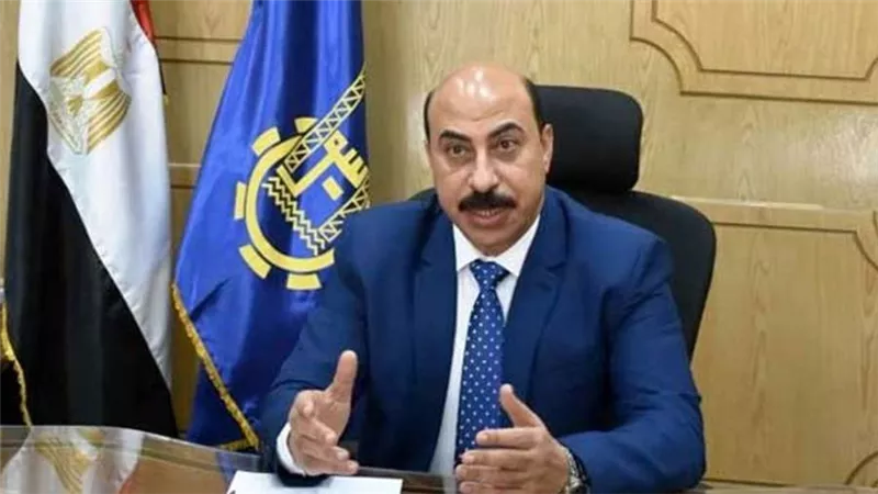 محافظ أسوان يتابع ثمار نتائج 83 قافلة طبية مجانية خلال 10 أشهر