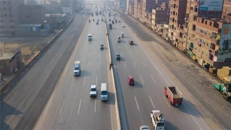 غلق 3 طرق.. تعرف على الحركة المرورية بالقاهرة والجيزة | صور