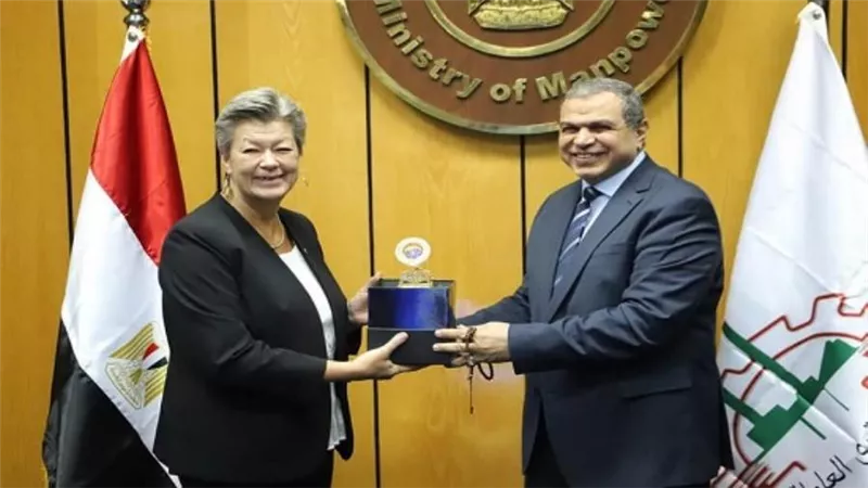 وزير القوى العاملة يبحث مع المفوضة الأوروبية الحد من الهجرة غير الشرعية (صور)