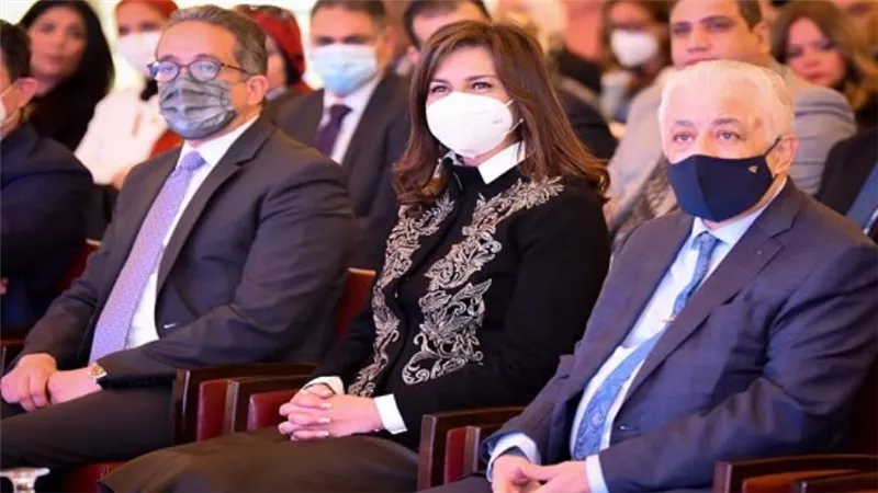 وزراء الهجرة والسياحة والتعليم يشهدون استعراض استراتيجية جديدة للتواصل مع المصريين بالخارج (صور)