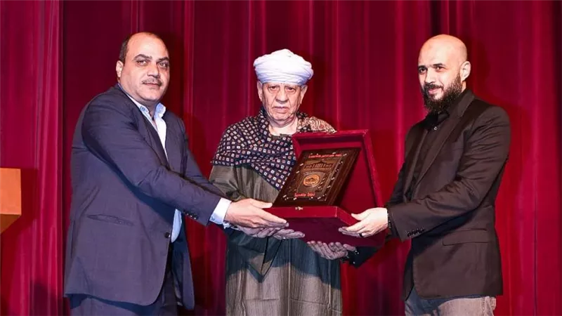 بالصور.. الشيخ ياسين التهامى يشعل أوبرا مسرح جامعة مصر للعلوم والتكنولوجيا بأجمل الأناشيد الصوفية