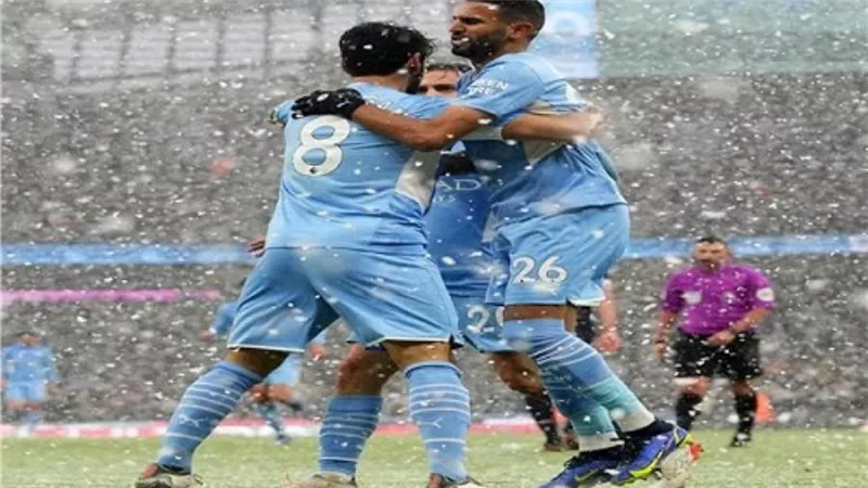 الدوري الإنجليزي | مواجهة ساخنة بين أستون فيلا ومانشستر سيتي الليلة