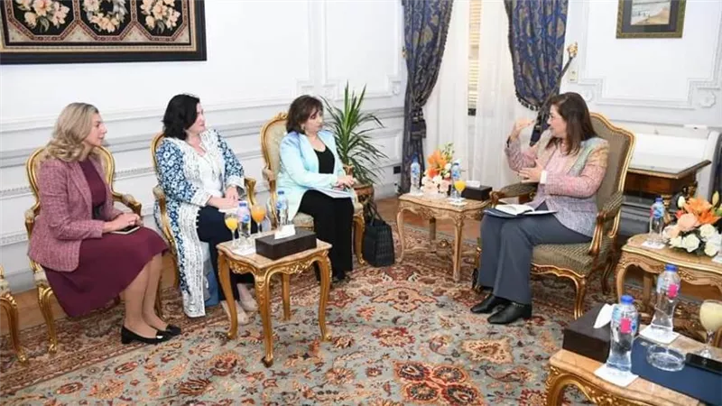 وزيرة التخطيط تلتقي وكيل الأمين العام للأمم المتحدة لشئون المرأة