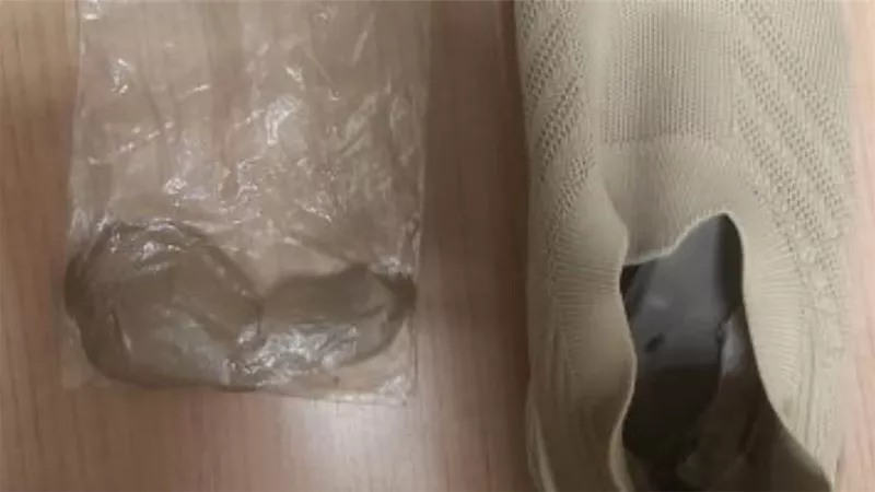 ضبط راكب يخفى الحشيش فى 