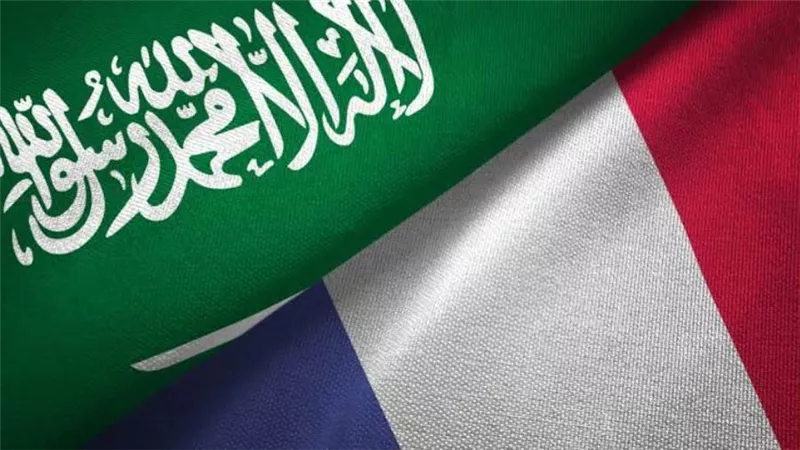 بيان سعودي فرنسي بشأن زيارة ماكرون إلى المملكة