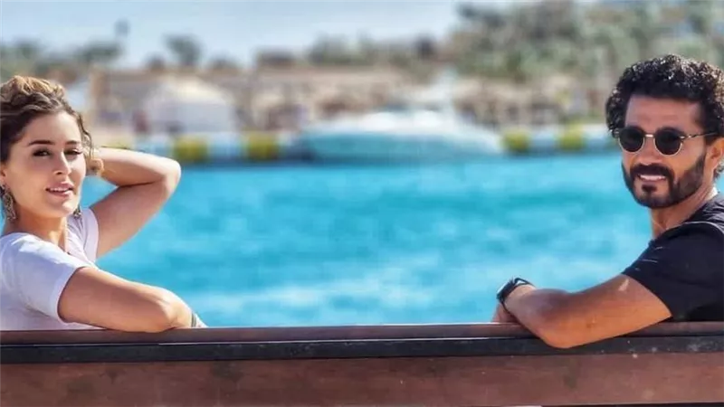 عائشة بن أحمد رفقة خالد النبوي في كواليس مسلسل لون البحر