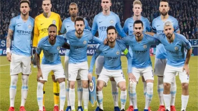 ستيرلينج وجريليش يقودان مانشستر سيتي أمام ولفرهامبتون بالدوري الإنجليزي 