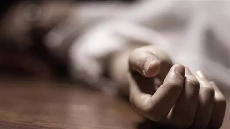 لهذا السبب.. رجل ينهي حياة زوجته بسكين في أوسيم