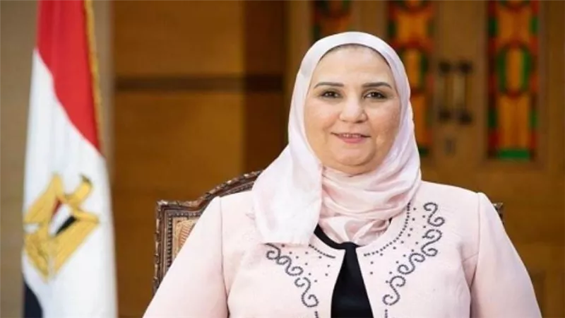 وزيرة التضامن توجه بصرف الدعم النقدي الشهري لمستفيدي 
