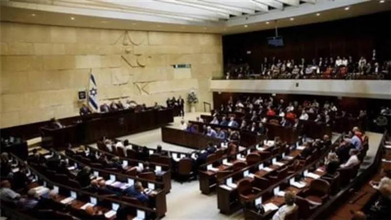 أوميكرون يصل الكنيست وعزل 21 حارسًا وموظفًا ونائبًا