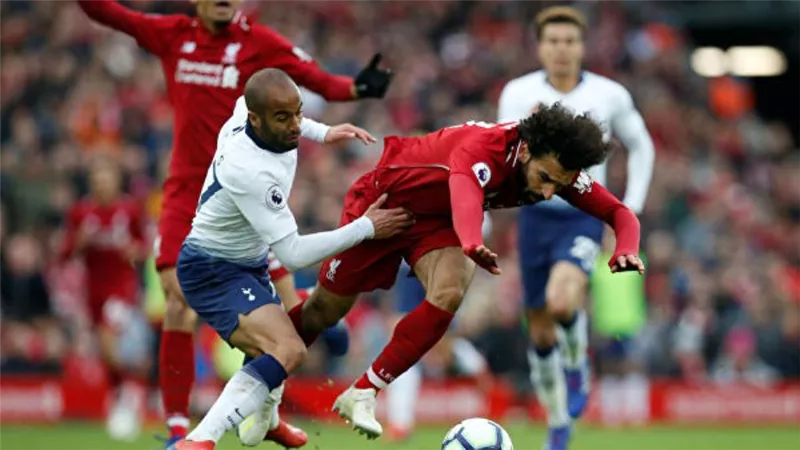 توتنهام يُعطل ليفربول في طريق الصدارة بتعادل 2-2 بالبريميرليج 