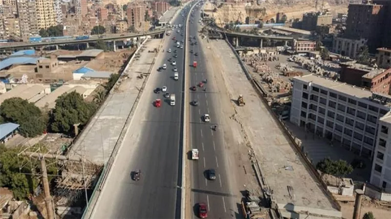 النقل: تنفيذ أول 6 محطات للأتوبيسات الترددية المخطط تشغيلها على الدائري (صور)