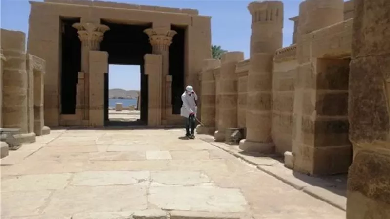 رئيس قطاع المتاحف يفتتح مكتبة عالم الآثار الإسلامية محمد مرزوق  | صور