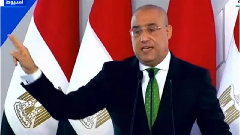  خلال عامين..الجزار: الانتهاء من تغطية الصرف الصحي في الصعيد بنسبة 100%