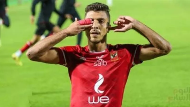الأهلي يدفع بشريف في بداية الشوط الثاني أمام الرجاء