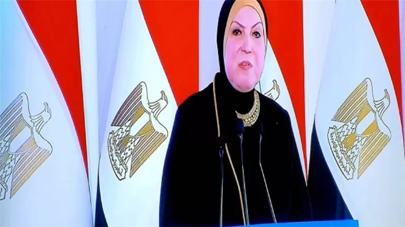 وزيرة التجارة تستعرض أمام الرئيس السيسي خطة التنمية الصناعية المتكاملة لإقليم الصعيد