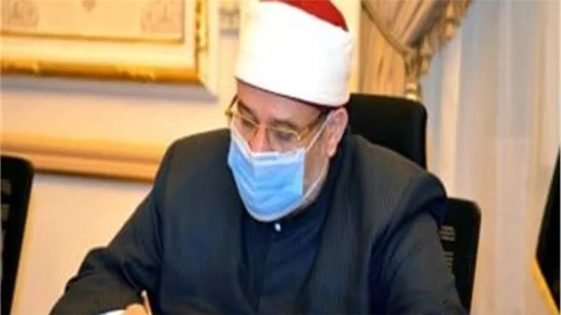 وزير الأوقاف يخصم شهر بدل صعود المنبر لإمام مسجد.. اعرف التفاصيل