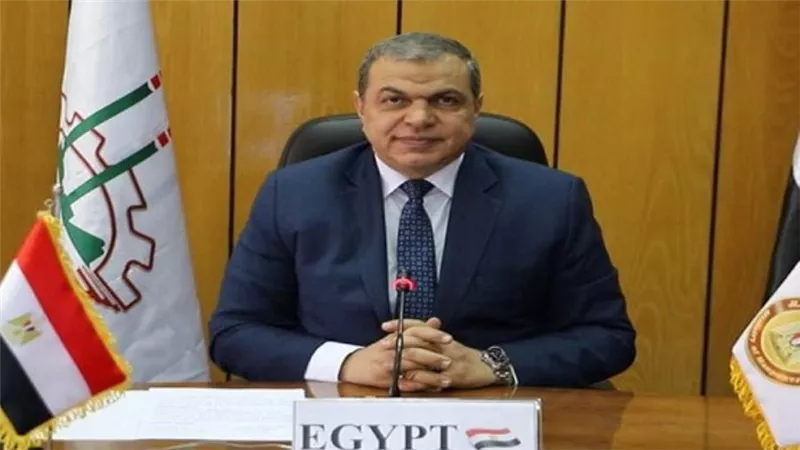 القوى العاملة: التفتيش على 131 ألف منشأة لمتابعة إجراءات كورونا الاحترازية