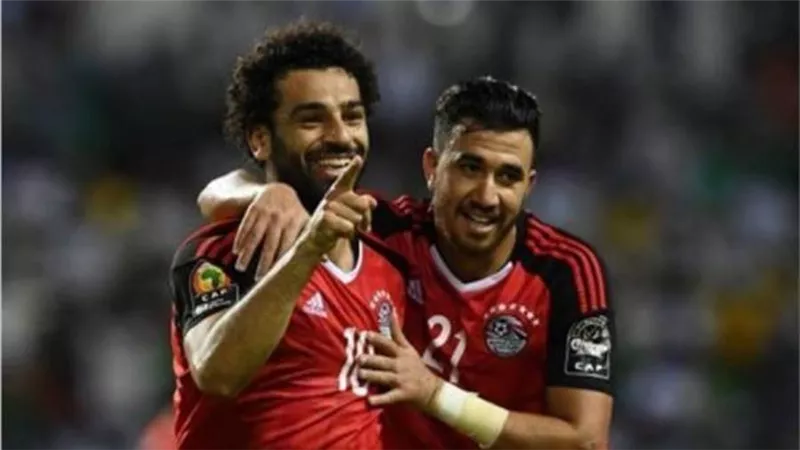محمد صلاح وتريزيجيه ينضمان لمعسكر المنتخب