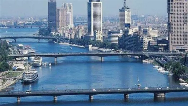 استقرار تام في الأحوال الجوية.. الأرصاد تعلن حالة طقس غد الثلاثاء