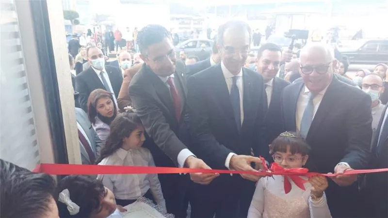 وزير الاتصالات يفتتح ٣ مكاتب بريد ببورسعيد