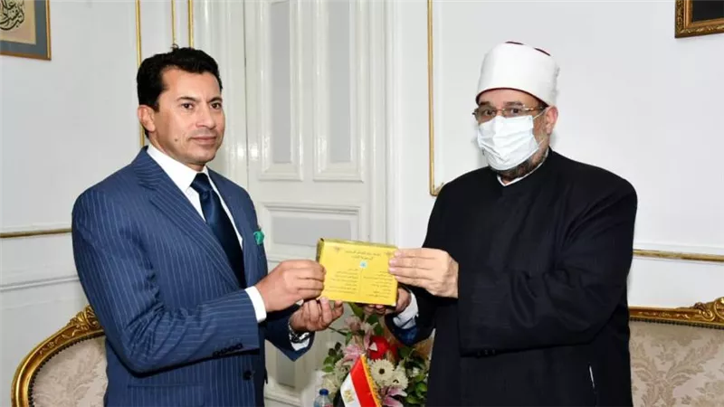 بالصور.. وزيرا الأوقاف والشباب والرياضة يبحثان سبل تكثيف التواصل مع الشباب