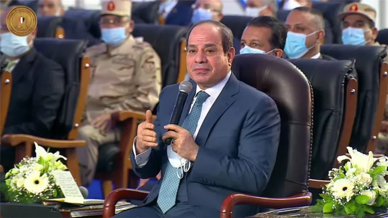 الرئيس السيسي يوجه بتوفير التمويل والمعدات لإدارة المخلفات الصناعية وإعادة تدويرها