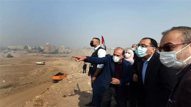 رئيس الوزراء يواصل جولته في القاهرة بمتابعة موقف تنفيذ مشروع حدائق الفسطاط (صور)