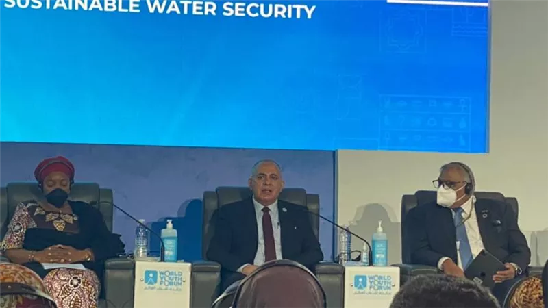 وزير الرى بمنتدى شباب العالم: الزيادة السكانية عامل ضغط على المياه والبنية التحتية
