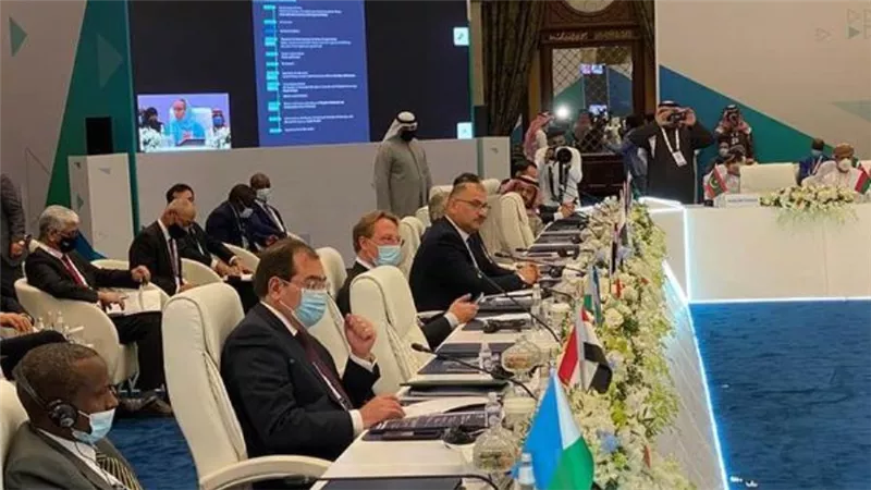 الملا يستعرض إجراءات تطوير قطاع التعدين المصري في اجتماع وزراء التعدين العرب بالرياض (صور)