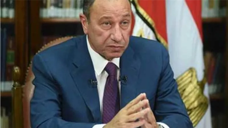 الخطيب يدعم أكرم توفيق هاتفيا ويطمأنه على ترتيبات الجراحة