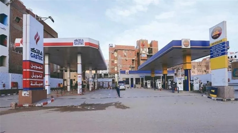 مجانا.. تحويل 800 سيارة أجرة للغاز الطبيعي في أسوان (صور)