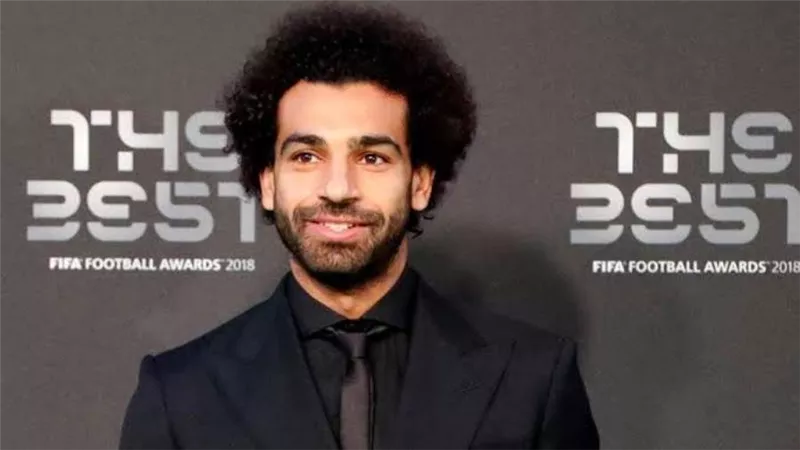 رسميا.. صلاح خارج التشكيل المثالي لجائزة 