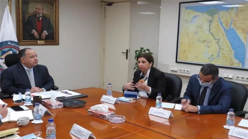 وزير المالية: الدولة حريصة على تحقيق أهداف التنمية الشاملة والمستدامة لتحسين معيشة المواطنين (صور)