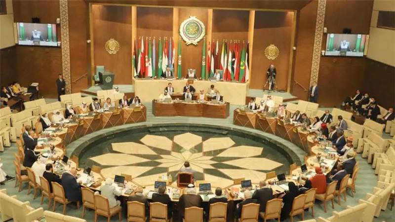 البرلمان العربي يحذر من خطورة التصعيد الحوثي الإرهابي ضد السعودية والإمارات 