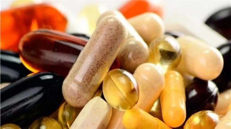 «دراسة غريبة» تحذر من المكملات الغذائية: تسبب اضطرابات ذهنية خطيرة 