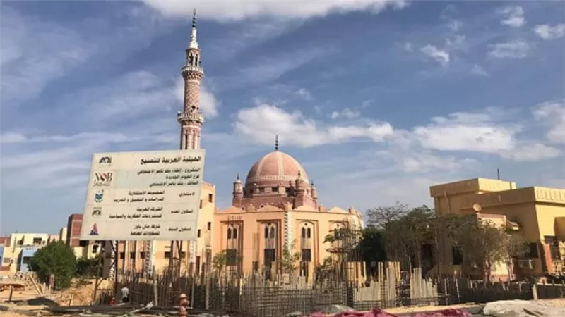وزير الإسكان يستعرض مشروعات مدينة الفيوم الجديدة في 2021 (صور)