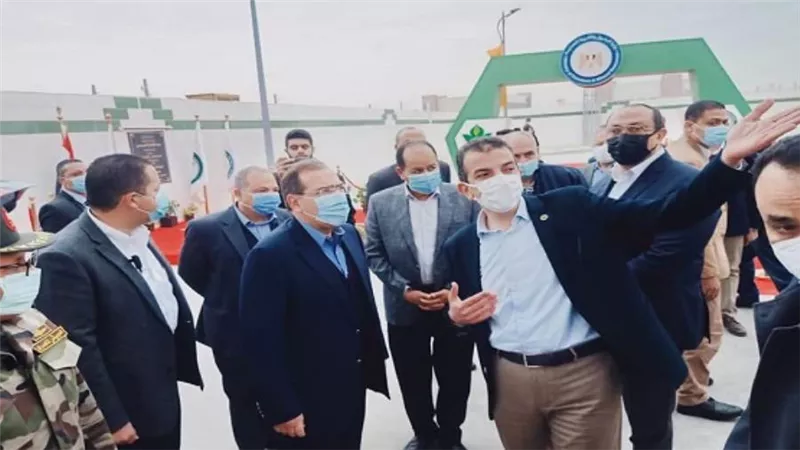 وزير البترول يفتتح محطة 