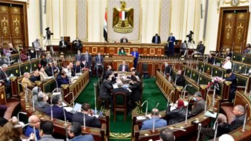 النواب يرفضون فرض عقوبات على ولى الأمر بسبب غياب الطفل عن المدرسة