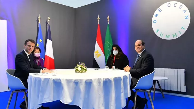 الرئيسان السيسى وماكرون يبحثان العلاقات الثنائية الاستراتيجية بين مصر وفرنسا