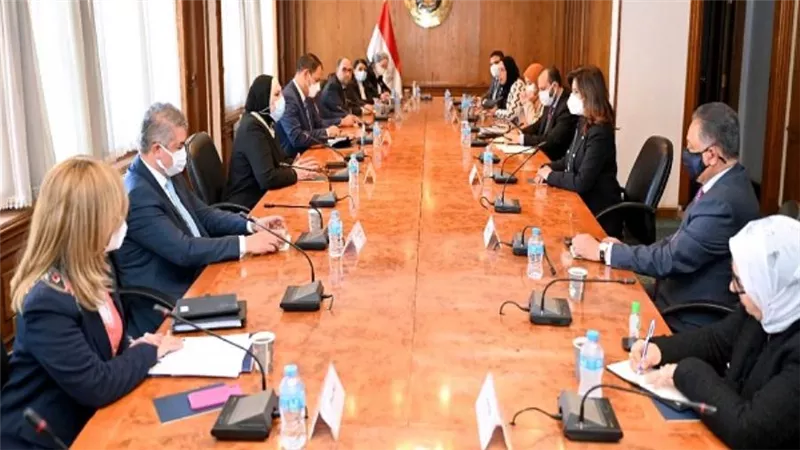 وزيرة التجارة تبحث مع وزيرة الهجرة استعدادت عقد مؤتمر 