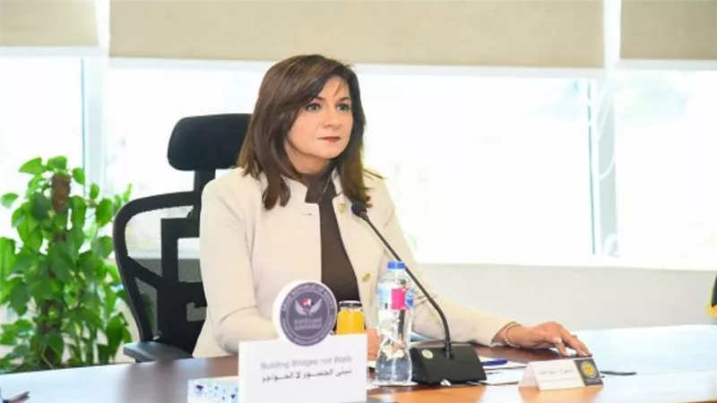 وزيرة الهجرة: تواصل مستمر مع الجالية المصرية بأوكرانيا للوقوف على متطلباتهم في المرحلة الحالية