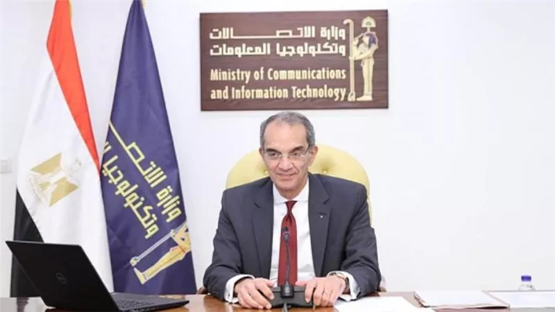 وزير الاتصالات: مصر الأولى إفريقيا في متوسط سرعة الإنترنت الثابت (صور)