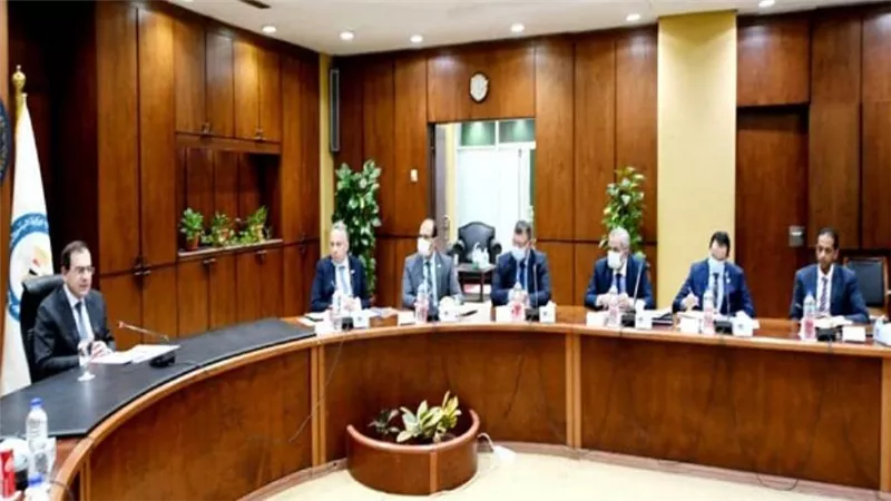 مباحثات مع البنك الأوروبي لإعادة الإعمار في مجال خفض الانبعاثات والانتقال الطاقي (صور)