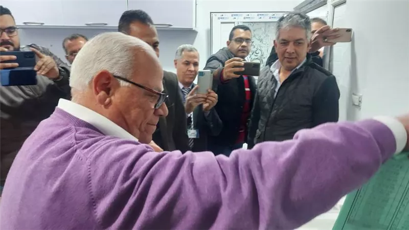 محافظ بورسعيد يدلي بصوته في انتخابات نقابة المهندسين العامة
