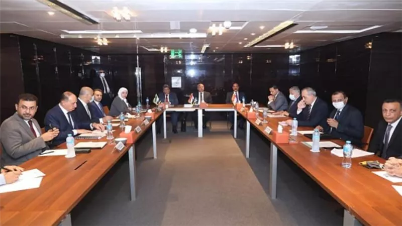 وزير النقل يترأس اجتماع الجمعية العمومية الـ78 لشركة الجسر العربي (صور)